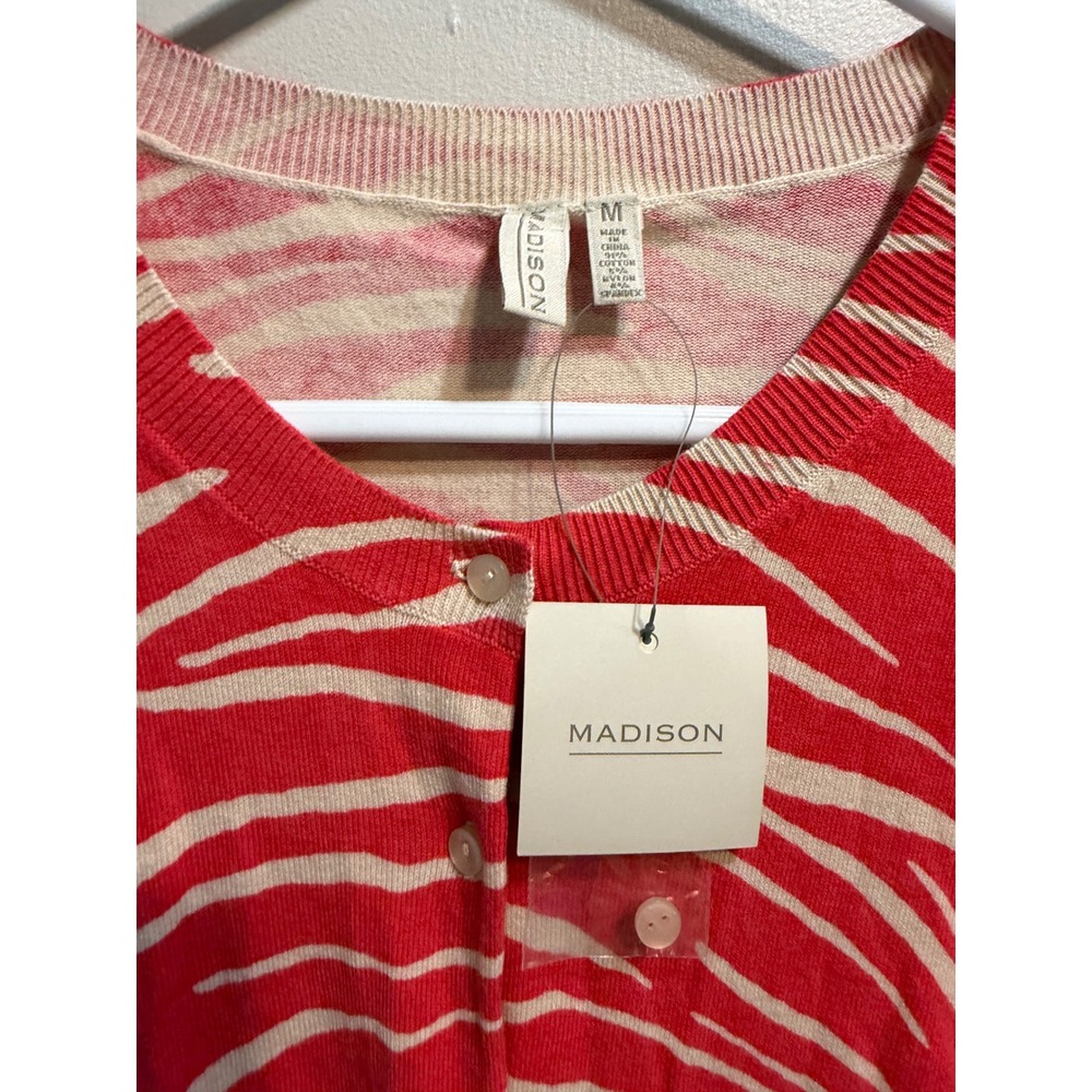 Madison Womens Coral Zebra Print Cardigan V-Neck 3/4 Sleeve Sweater Size M NEW - Picture 2 of 8